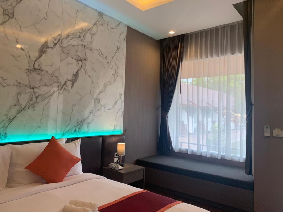 Rnana Grand Hotel Phang Nga Exterior photo