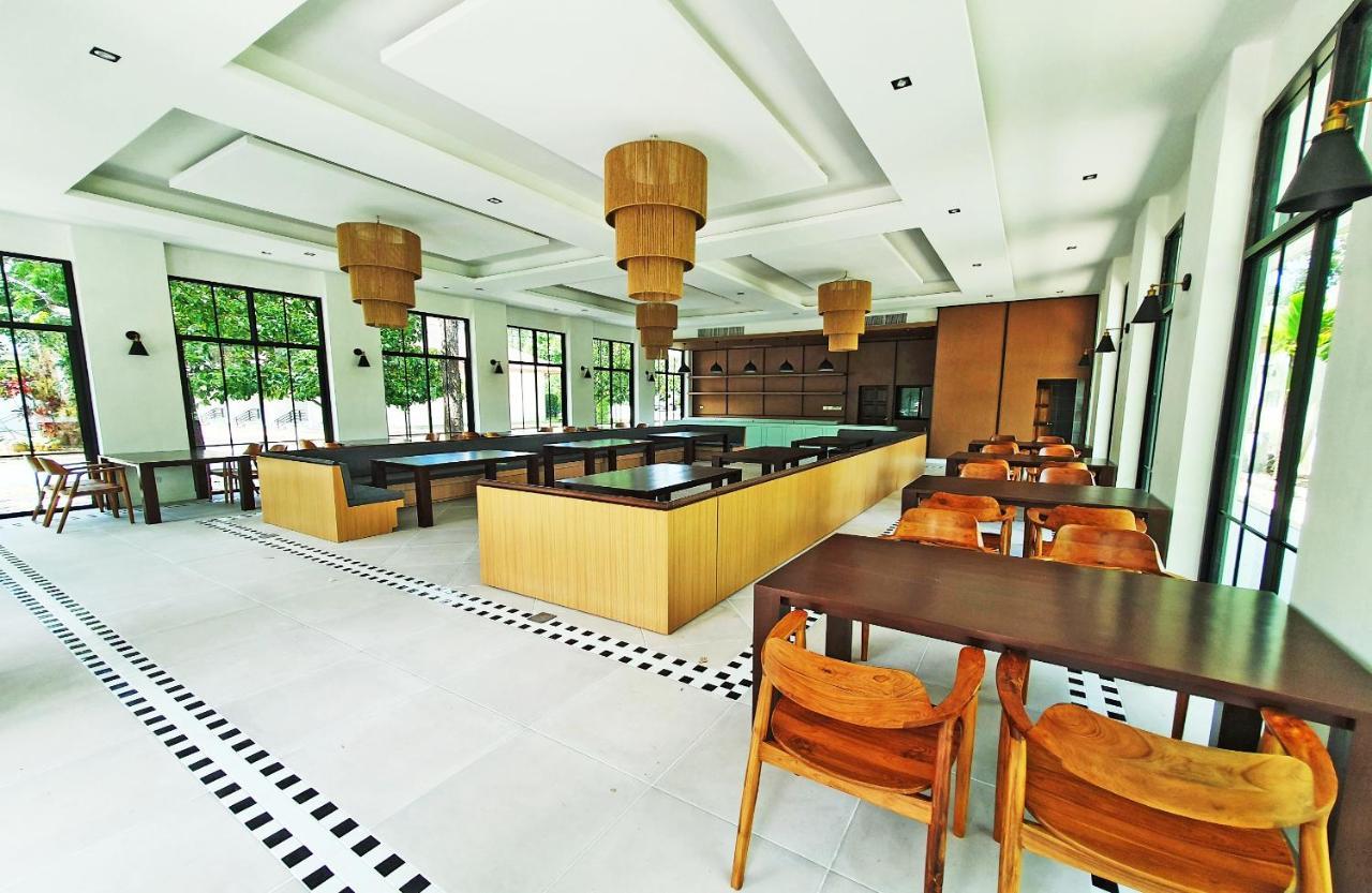 Rnana Grand Hotel Phang Nga Exterior photo